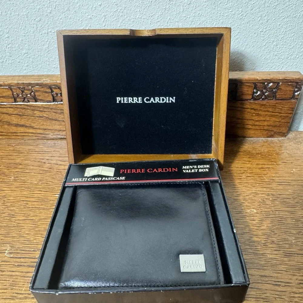 NOS Pierre Cardin Brown Leather Passcase Billfold Wallet w/ Box Vintage